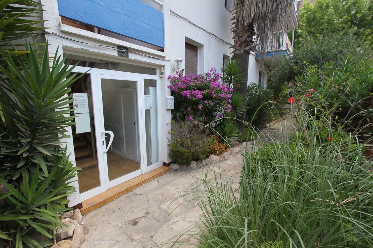 For A Costa Azul Apartment *